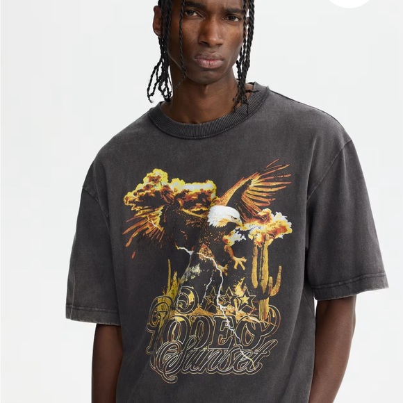 Men's Black Graphic T-Shirt - Picture 4 of 4